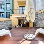 Pinheiro Terrace Downtown Apartment By Da\'Home